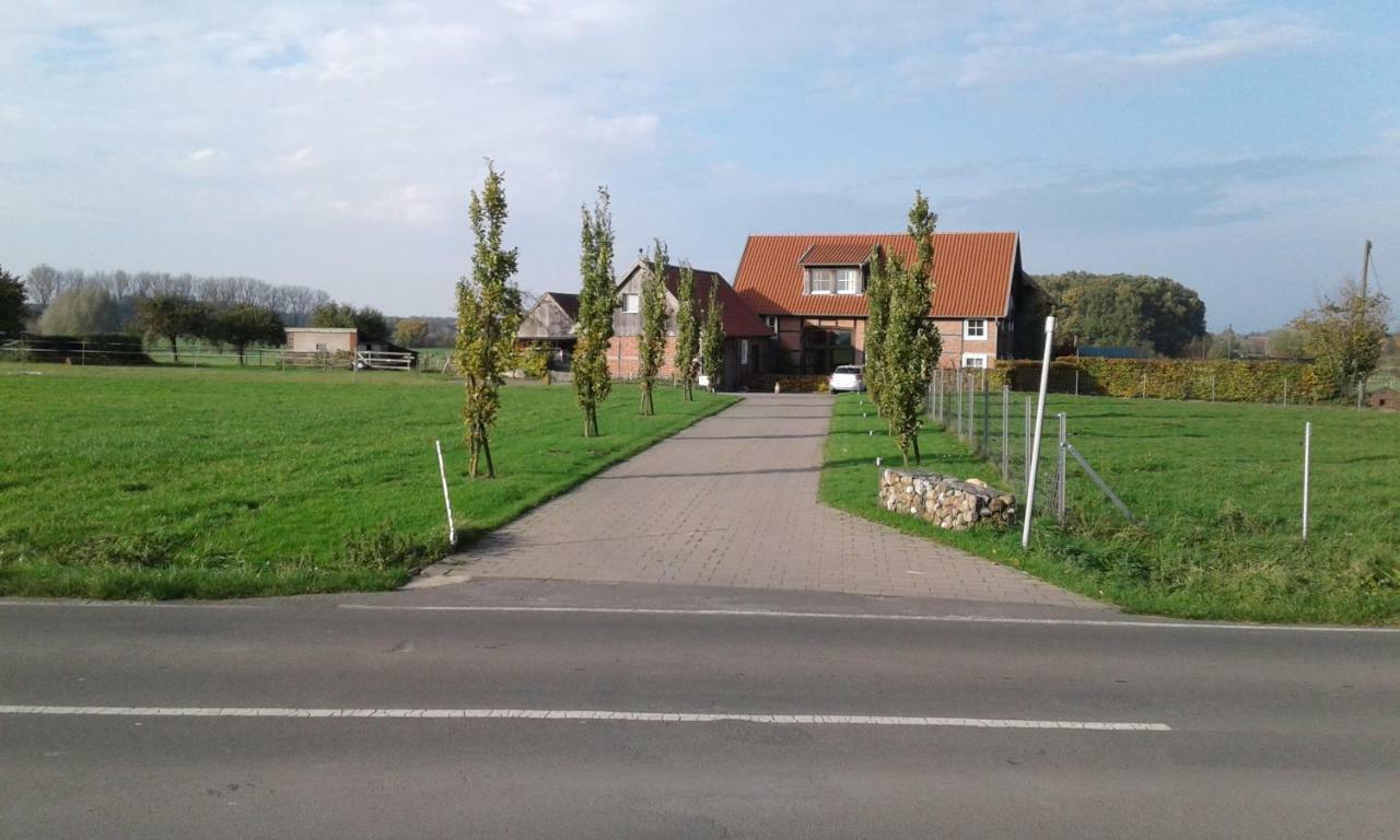 Gemütliche Ferienwohnung, Ländlich und Stadtnah, ruhig gelegen Rheda-Wiedenbrück Exterior foto